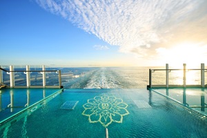Astern Pool & Bar